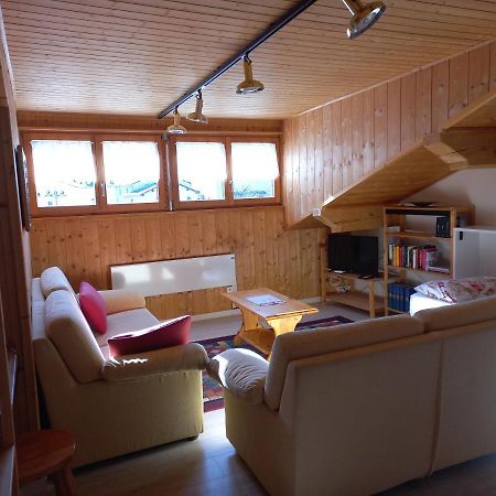 Confortevole Mansarda Di Montagna Poschiavo Eksteriør billede