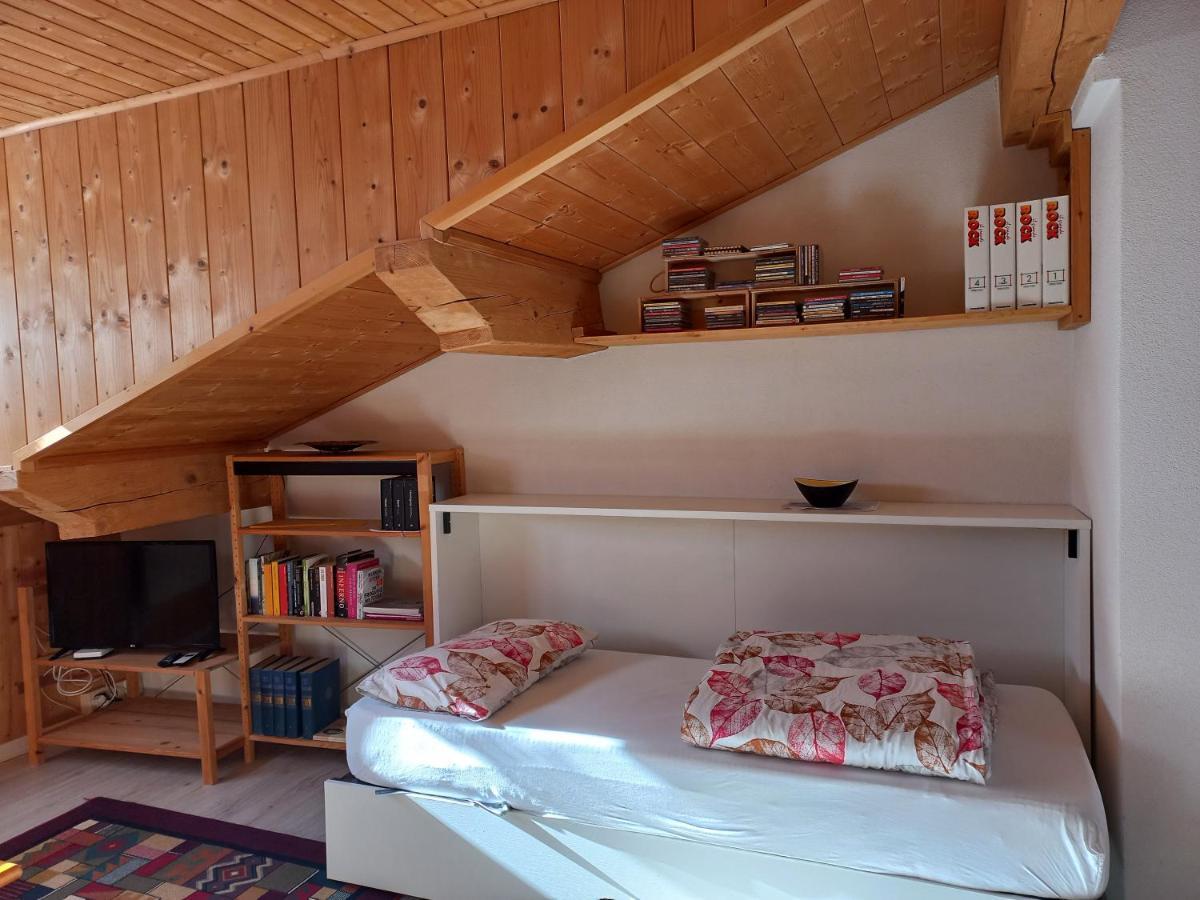 Confortevole Mansarda Di Montagna Poschiavo Eksteriør billede