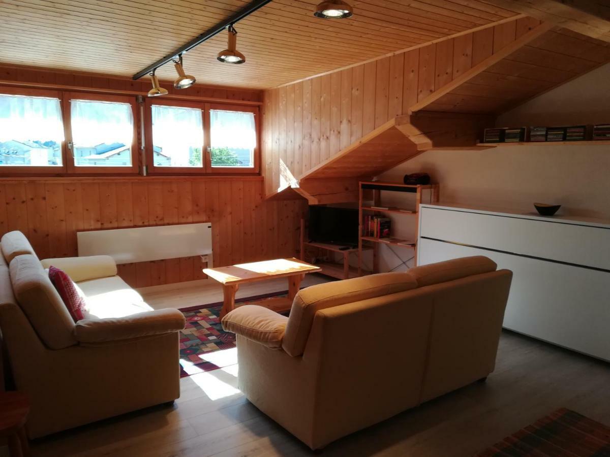 Confortevole Mansarda Di Montagna Poschiavo Eksteriør billede
